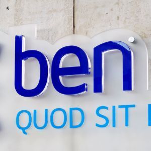 Ben lettere plexi